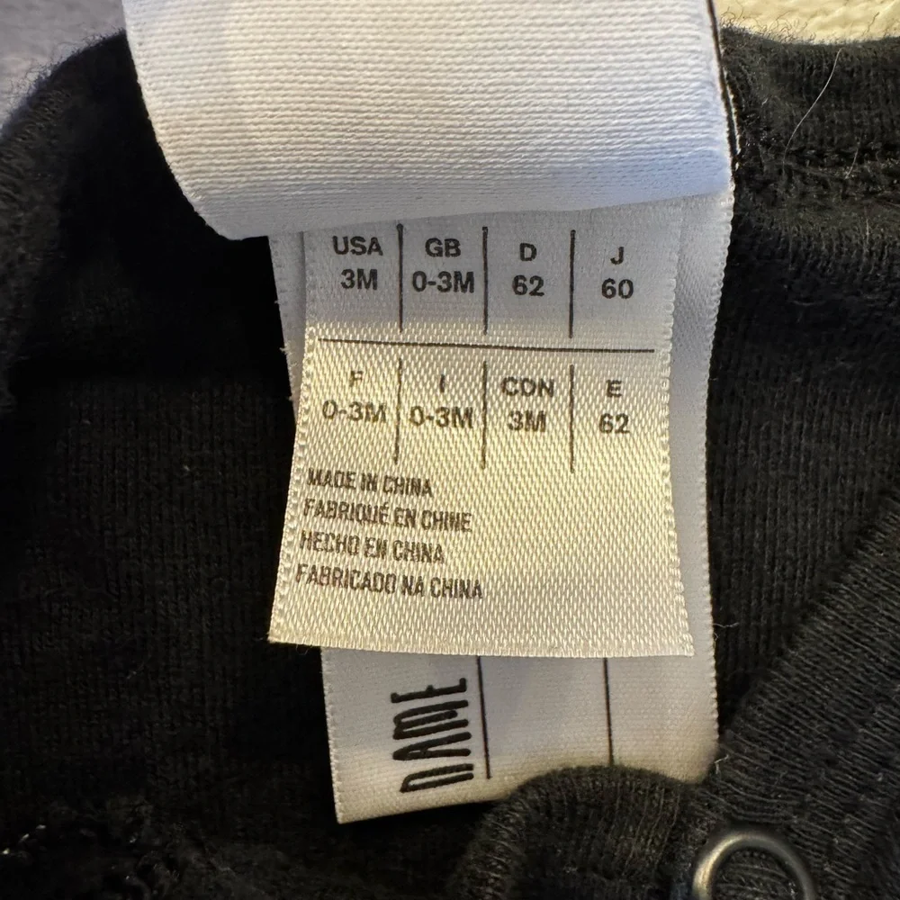 Reebok Black Baby Romper & Matching Socks. 0-3 months. NWOT!